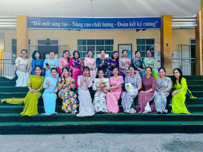 Hưởng  Ứng Tuần Lễ Áo Dài