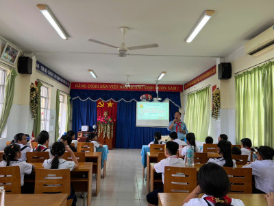 LIÊN ĐỘI TIỂU HỌC CHÁNH MỸ TỔ CHỨC LỚP TẬP HUẤN BAN CHỈ HUY LIÊN ĐỘI – CHI ĐỘI                                            NĂM HỌC : 2025 – 2026