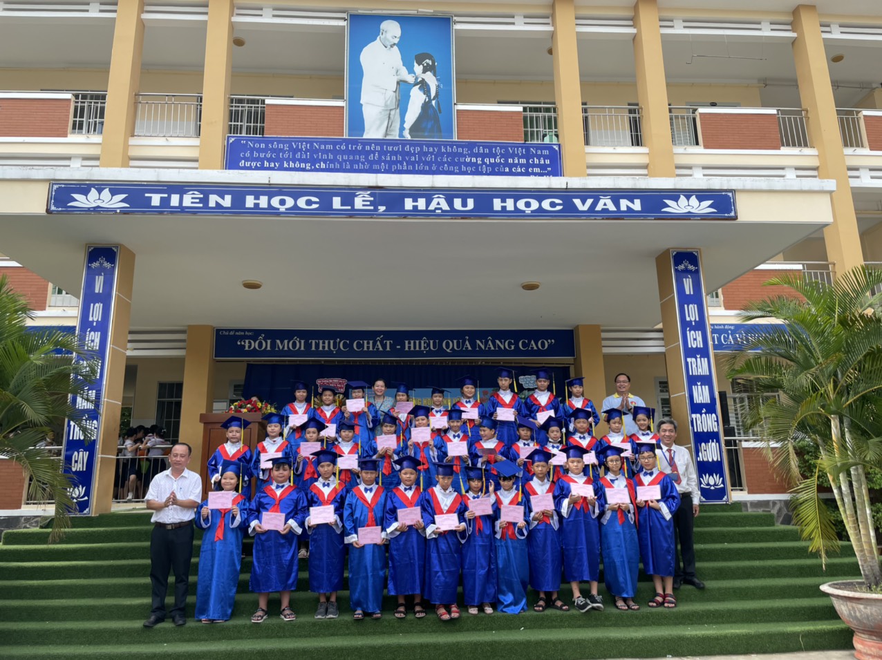 Lễ Ra Trường Học Sinh Lớp 5 NH 2022-2023
