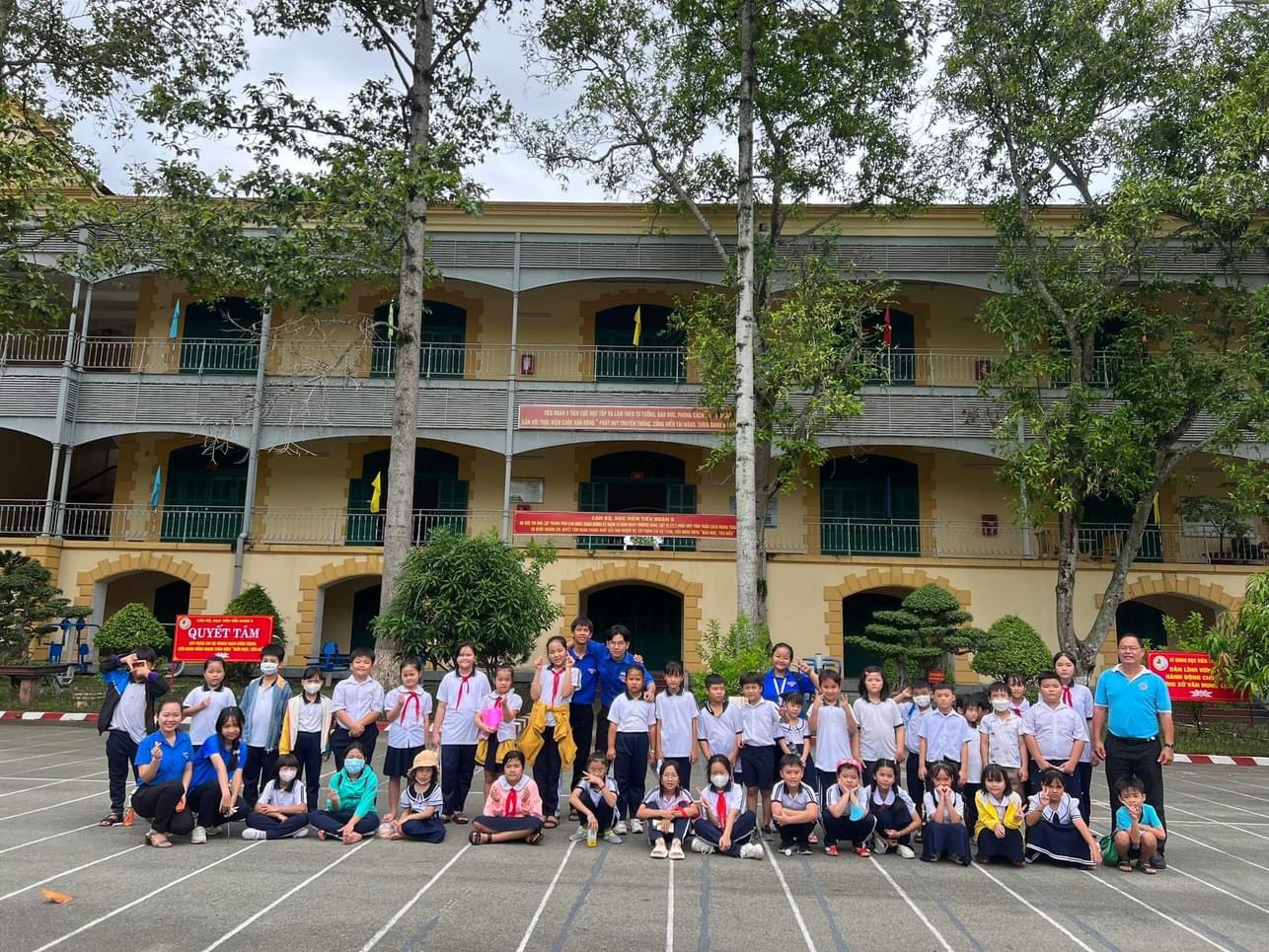 Một ngày làm chiến sỹ
