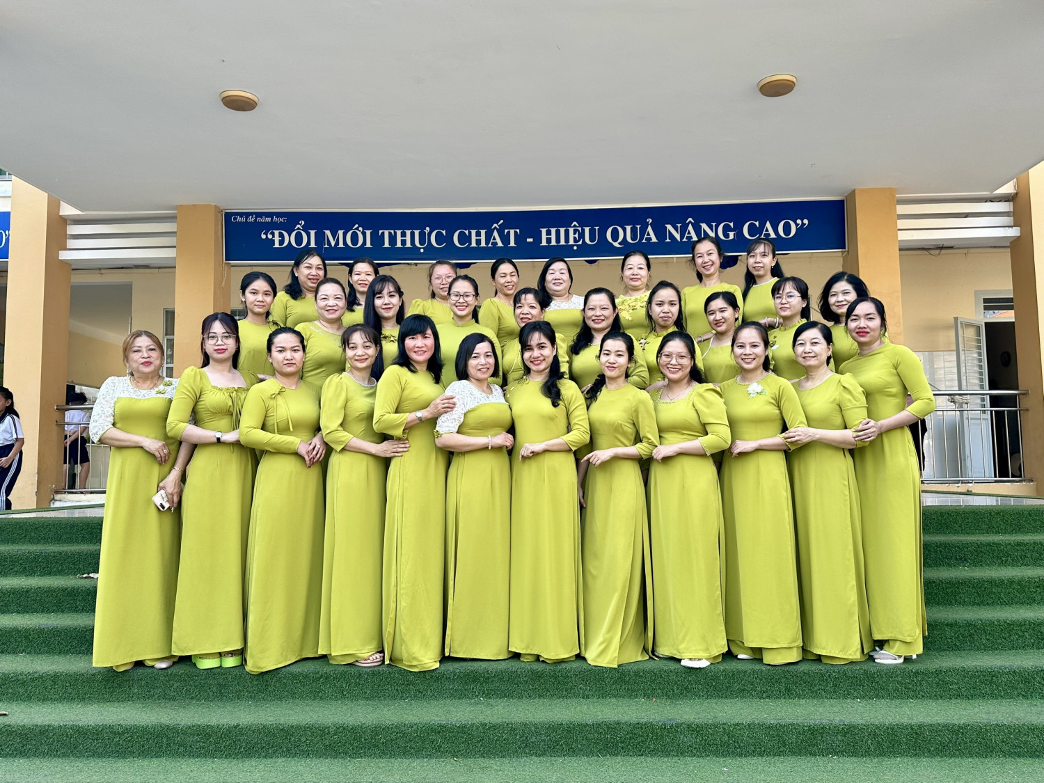 Hưởng ứng Tuần lễ Áo dài