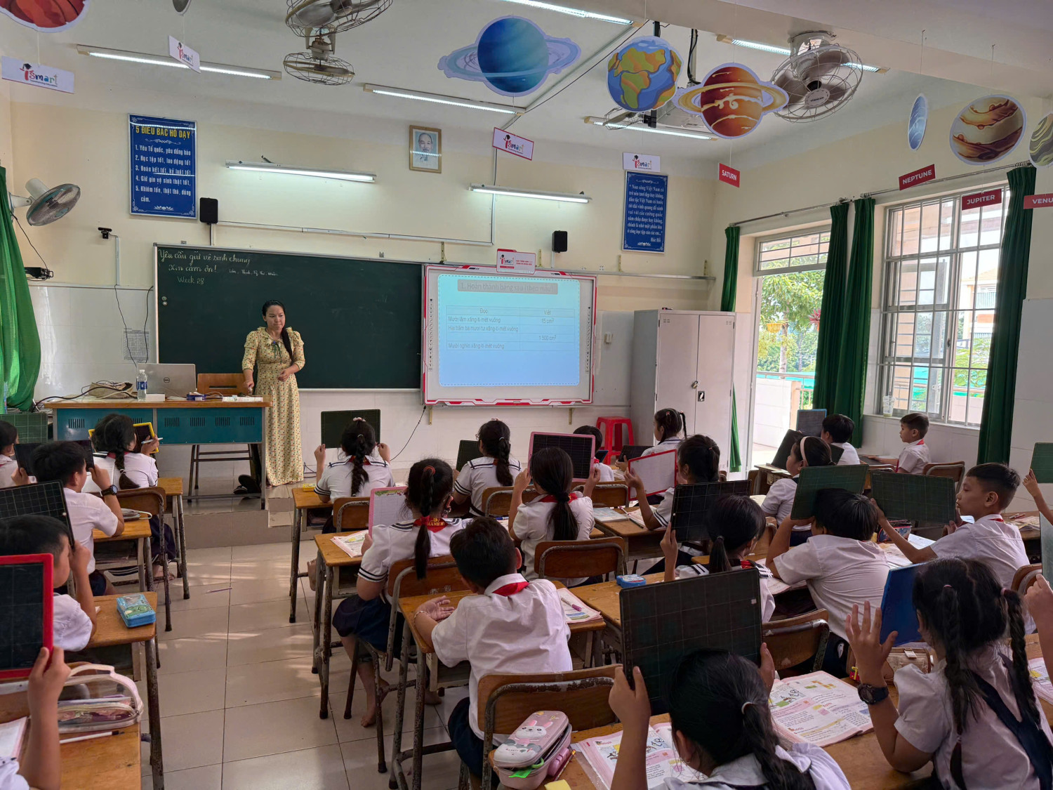 Tiết học trực tiếp kết nối trực tuyến